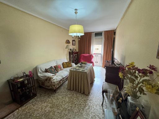 PISO EN ZONA HOSPITAL MACARENA